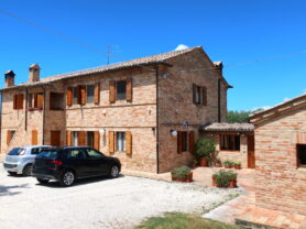 Agenzia Immobiliare Caporalini - Casa bifamiliare - Annuncio SS829 - Foto: 1