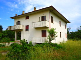 Agenzia Immobiliare Caporalini - Casa singola - Annuncio SS744 - Foto: 1