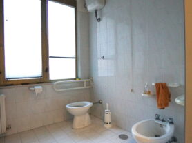 Agenzia Immobiliare Caporalini - Locale commerciale - Annuncio SS830 - Foto: 6