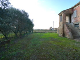 Agenzia Immobiliare Caporalini - Casa colonica - Annuncio SS837 - Foto: 1