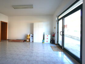 Agenzia Immobiliare Caporalini - Locale commerciale - Annuncio SS843 - Foto: 10