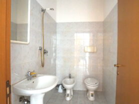 Agenzia Immobiliare Caporalini - Locale commerciale - Annuncio SS843 - Foto: 14