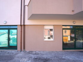 Agenzia Immobiliare Caporalini - Locale commerciale - Annuncio SS843 - Foto: 3