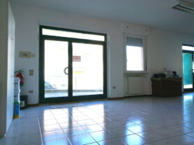 Agenzia Immobiliare Caporalini - Locale commerciale - Annuncio SS843 - Foto: 5