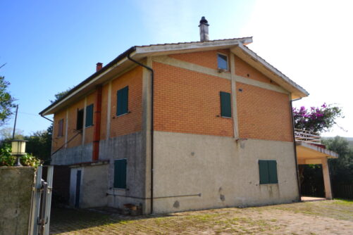 Immobiliare Caporalini real-estate agency: Real Estate Ad SS766