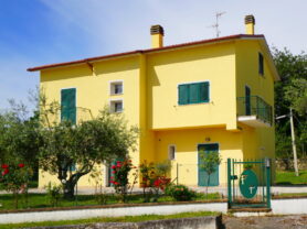 Agenzia Immobiliare Caporalini - Casa singola - Annuncio SS863 - Foto: 2