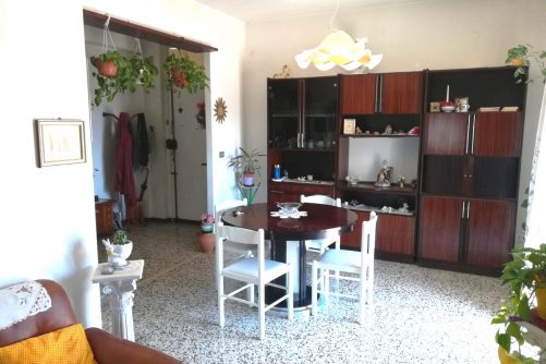 Immobiliare Caporalini real-estate agency: Real Estate Ad SR582