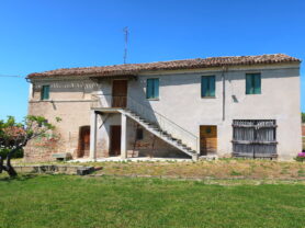 Immobiliare Caporalini real-estate agency - Farmhouse or Country House - Ad SS742 - Picture: 2
